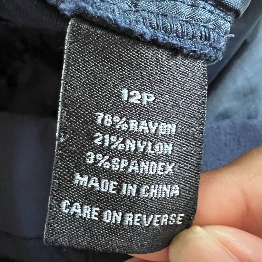 Briggs Pants Womens 12P Navy Blue‎ Stretch Pull On Capri Rayon Comfort Pocket - Picture 16 of 16
